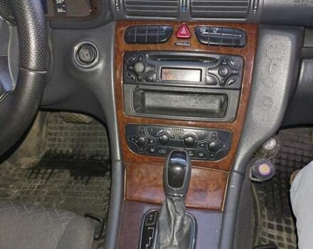 Серый Мерседес Ц-Класс, объемом двигателя 2.15 л и пробегом 402 тыс. км за 5100 $, фото 9 на Automoto.ua