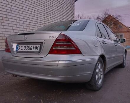 Серый Мерседес Ц-Класс, объемом двигателя 2.15 л и пробегом 402 тыс. км за 5100 $, фото 4 на Automoto.ua