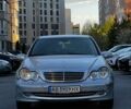 Сірий Мерседес Ц-Клас, об'ємом двигуна 2 л та пробігом 348 тис. км за 2500 $, фото 1 на Automoto.ua