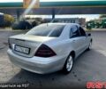 Мерседес Ц-Класс 2001 в Харькове на Automoto.ua Серый Мерседес Ц-Класс, объемом двигателя 2.1 л и пробегом 300 тыс. км за 4000 $, фото 1 на Automoto.ua