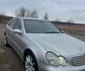 Сірий Мерседес Ц-Клас, об'ємом двигуна 2.7 л та пробігом 373 тис. км за 5000 $, фото 1 на Automoto.ua