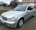 Сірий Мерседес Ц-Клас, об'ємом двигуна 2 л та пробігом 345 тис. км за 4800 $, фото 1 на Automoto.ua