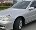 Серый Мерседес Ц-Класс, объемом двигателя 2 л и пробегом 280 тыс. км за 4600 $, фото 7 на Automoto.ua