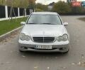 Серый Мерседес Ц-Класс, объемом двигателя 2.1 л и пробегом 319 тыс. км за 4500 $, фото 1 на Automoto.ua