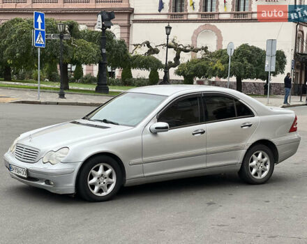 Серый Мерседес Ц-Класс, объемом двигателя 2 л и пробегом 200 тыс. км за 3800 $, фото 14 на Automoto.ua