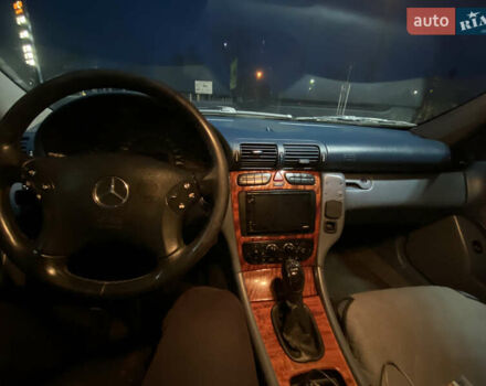 Сірий Мерседес Ц-Клас, об'ємом двигуна 2.15 л та пробігом 397 тис. км за 3300 $, фото 13 на Automoto.ua