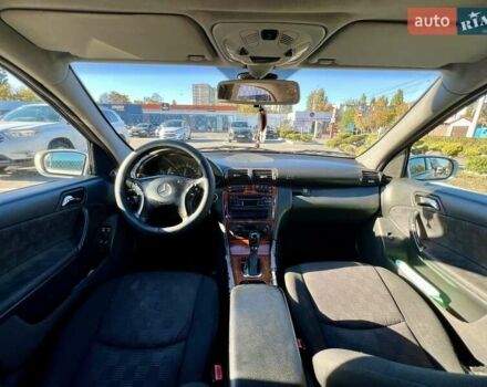 Сірий Мерседес Ц-Клас, об'ємом двигуна 2 л та пробігом 440 тис. км за 3500 $, фото 11 на Automoto.ua