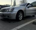 Сірий Мерседес Ц-Клас, об'ємом двигуна 2.2 л та пробігом 311 тис. км за 3500 $, фото 18 на Automoto.ua