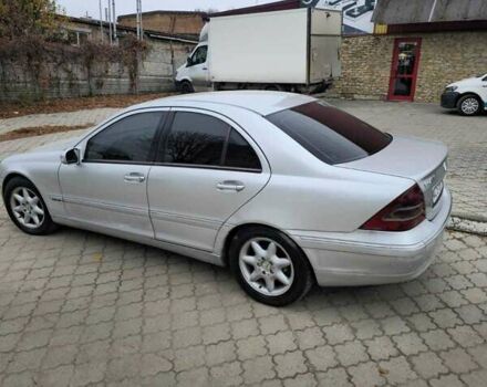 Сірий Мерседес Ц-Клас, об'ємом двигуна 2.69 л та пробігом 300 тис. км за 4000 $, фото 9 на Automoto.ua