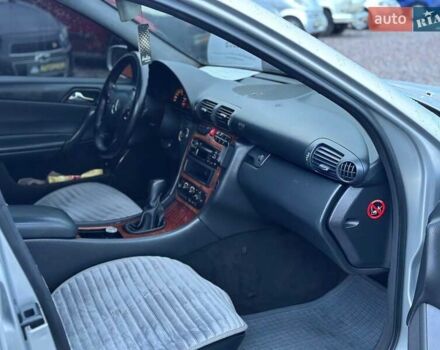 Серый Мерседес Ц-Класс, объемом двигателя 2.15 л и пробегом 320 тыс. км за 3800 $, фото 5 на Automoto.ua