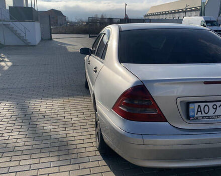 Сірий Мерседес Ц-Клас, об'ємом двигуна 2.2 л та пробігом 280 тис. км за 4000 $, фото 7 на Automoto.ua