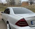 Серый Мерседес Ц-Класс, объемом двигателя 2.7 л и пробегом 373 тыс. км за 6000 $, фото 5 на Automoto.ua
