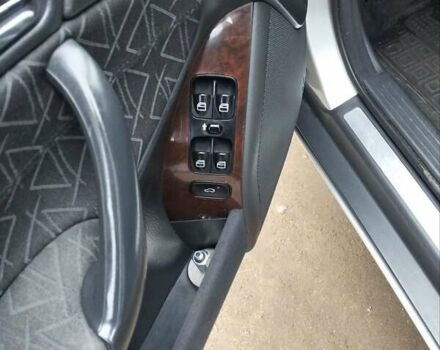 Сірий Мерседес Ц-Клас, об'ємом двигуна 2 л та пробігом 345 тис. км за 4800 $, фото 12 на Automoto.ua