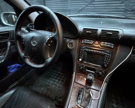 Сірий Мерседес Ц-Клас, об'ємом двигуна 2 л та пробігом 410 тис. км за 4500 $, фото 3 на Automoto.ua