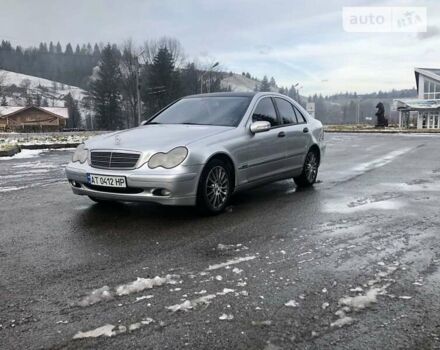 Сірий Мерседес Ц-Клас, об'ємом двигуна 2.2 л та пробігом 320 тис. км за 5600 $, фото 5 на Automoto.ua