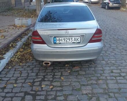 Серый Мерседес Ц-Класс, объемом двигателя 2.6 л и пробегом 430 тыс. км за 3200 $, фото 6 на Automoto.ua