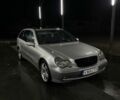 Серый Мерседес Ц-Класс, объемом двигателя 2.7 л и пробегом 308 тыс. км за 2600 $, фото 1 на Automoto.ua
