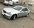 Серый Мерседес Ц-Класс, объемом двигателя 2.2 л и пробегом 270 тыс. км за 6199 $, фото 1 на Automoto.ua