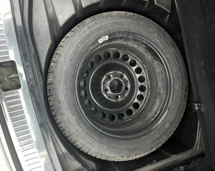 Серый Мерседес Ц-Класс, объемом двигателя 2.7 л и пробегом 308 тыс. км за 2600 $, фото 10 на Automoto.ua