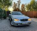 Сірий Мерседес Ц-Клас, об'ємом двигуна 2 л та пробігом 320 тис. км за 4500 $, фото 1 на Automoto.ua