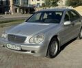 Серый Мерседес Ц-Класс, объемом двигателя 2 л и пробегом 260 тыс. км за 3250 $, фото 1 на Automoto.ua