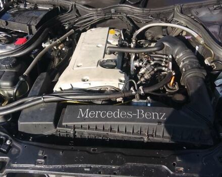 Сірий Мерседес Ц-Клас, об'ємом двигуна 2 л та пробігом 270 тис. км за 3800 $, фото 5 на Automoto.ua