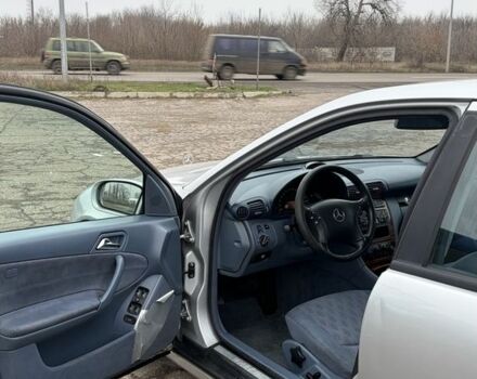 Сірий Мерседес Ц-Клас, об'ємом двигуна 2.2 л та пробігом 300 тис. км за 3100 $, фото 10 на Automoto.ua