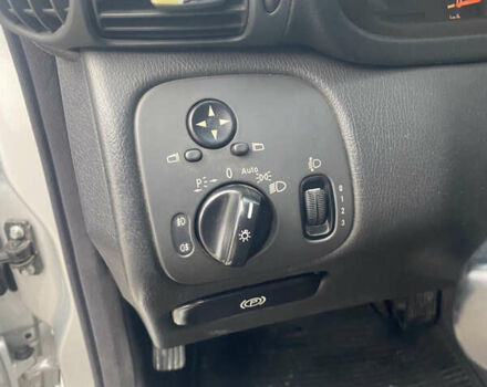 Серый Мерседес Ц-Класс, объемом двигателя 2.2 л и пробегом 340 тыс. км за 4200 $, фото 9 на Automoto.ua