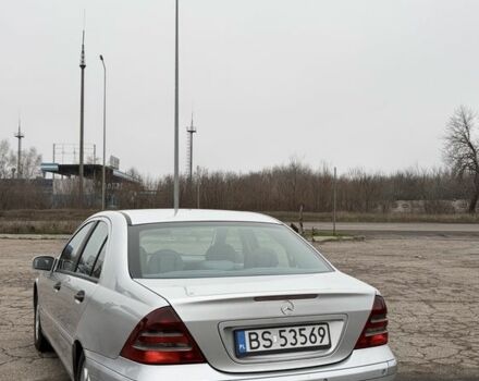 Сірий Мерседес Ц-Клас, об'ємом двигуна 2.2 л та пробігом 300 тис. км за 3100 $, фото 5 на Automoto.ua