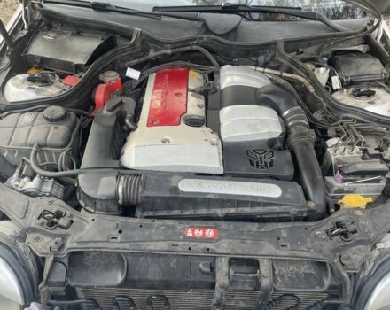 Сірий Мерседес Ц-Клас, об'ємом двигуна 2 л та пробігом 320 тис. км за 4500 $, фото 4 на Automoto.ua