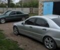 Мерседес Ц-Клас 2002 у Вознесенске на Automoto.ua Сірий Мерседес Ц-Клас, об'ємом двигуна 1.8 л та пробігом 300 тис. км за 4500 $, фото 2 на Automoto.ua