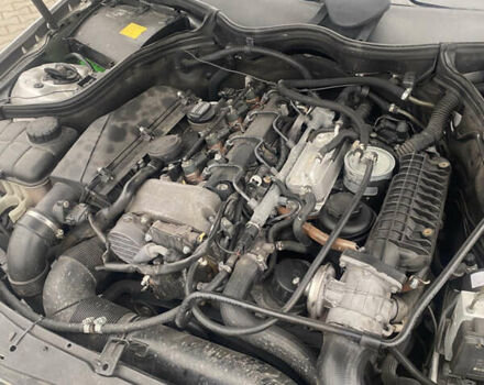 Серый Мерседес Ц-Класс, объемом двигателя 2.2 л и пробегом 340 тыс. км за 4200 $, фото 16 на Automoto.ua