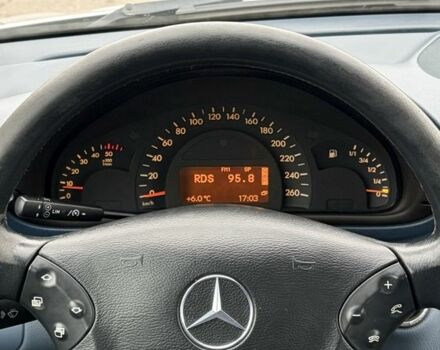 Сірий Мерседес Ц-Клас, об'ємом двигуна 2.2 л та пробігом 300 тис. км за 3100 $, фото 14 на Automoto.ua