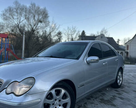 Сірий Мерседес Ц-Клас, об'ємом двигуна 2.69 л та пробігом 296 тис. км за 4200 $, фото 10 на Automoto.ua