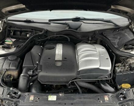 Сірий Мерседес Ц-Клас, об'ємом двигуна 2.2 л та пробігом 300 тис. км за 3100 $, фото 20 на Automoto.ua