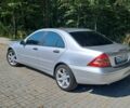 Сірий Мерседес Ц-Клас, об'ємом двигуна 1.8 л та пробігом 270 тис. км за 4000 $, фото 1 на Automoto.ua
