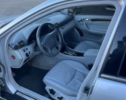 Сірий Мерседес Ц-Клас, об'ємом двигуна 2.69 л та пробігом 300 тис. км за 4900 $, фото 12 на Automoto.ua