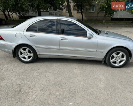 Сірий Мерседес Ц-Клас, об'ємом двигуна 2.1 л та пробігом 540 тис. км за 4800 $, фото 2 на Automoto.ua