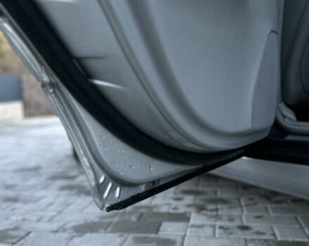 Сірий Мерседес Ц-Клас, об'ємом двигуна 2.69 л та пробігом 296 тис. км за 4200 $, фото 20 на Automoto.ua