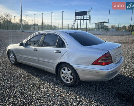 Серый Мерседес Ц-Класс, объемом двигателя 2.2 л и пробегом 340 тыс. км за 4400 $, фото 9 на Automoto.ua