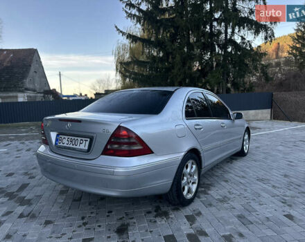 Сірий Мерседес Ц-Клас, об'ємом двигуна 2.69 л та пробігом 296 тис. км за 4200 $, фото 3 на Automoto.ua