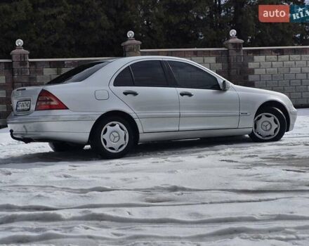 Серый Мерседес Ц-Класс, объемом двигателя 2.2 л и пробегом 206 тыс. км за 4999 $, фото 9 на Automoto.ua