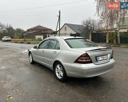 Сірий Мерседес Ц-Клас, об'ємом двигуна 2 л та пробігом 260 тис. км за 4550 $, фото 3 на Automoto.ua