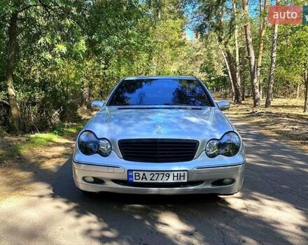 Сірий Мерседес Ц-Клас, об'ємом двигуна 2.1 л та пробігом 400 тис. км за 5800 $, фото 7 на Automoto.ua