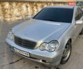 Сірий Мерседес Ц-Клас, об'ємом двигуна 1.8 л та пробігом 236 тис. км за 4800 $, фото 6 на Automoto.ua