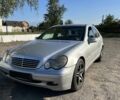 Сірий Мерседес Ц-Клас, об'ємом двигуна 2.2 л та пробігом 310 тис. км за 2199 $, фото 17 на Automoto.ua