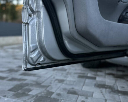 Сірий Мерседес Ц-Клас, об'ємом двигуна 2.69 л та пробігом 296 тис. км за 4200 $, фото 17 на Automoto.ua