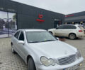 Серый Мерседес Ц-Класс, объемом двигателя 2.2 л и пробегом 529 тыс. км за 4500 $, фото 1 на Automoto.ua