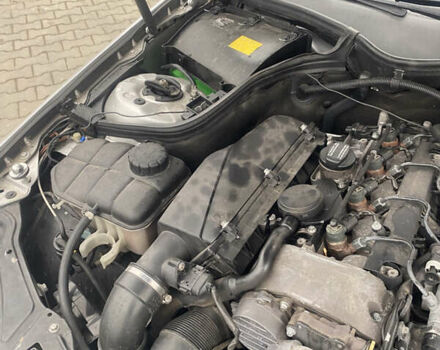 Серый Мерседес Ц-Класс, объемом двигателя 2.2 л и пробегом 340 тыс. км за 4200 $, фото 18 на Automoto.ua