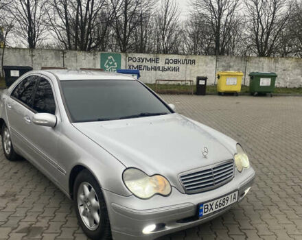 Серый Мерседес Ц-Класс, объемом двигателя 2.2 л и пробегом 340 тыс. км за 4200 $, фото 7 на Automoto.ua